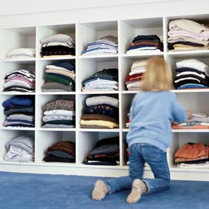 iyl_0915_declutter300.jpg